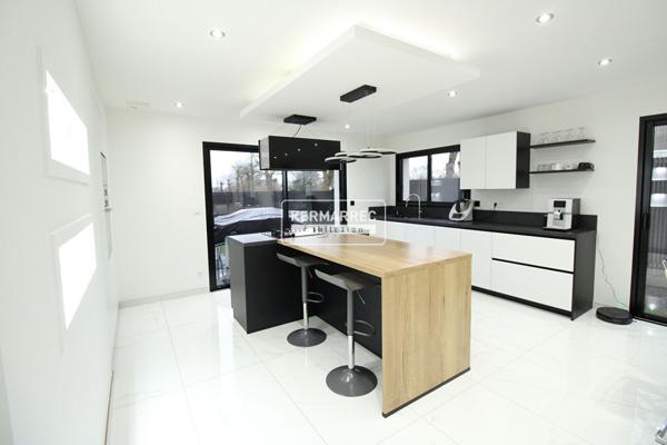 Maison 7 pièces – 158 m² environ à Betton (ref : 38101)
