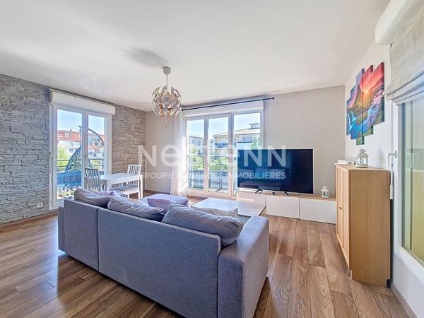 À vendre appartement 4 pièces au dernier étage exposé SUD-EST à Trappes