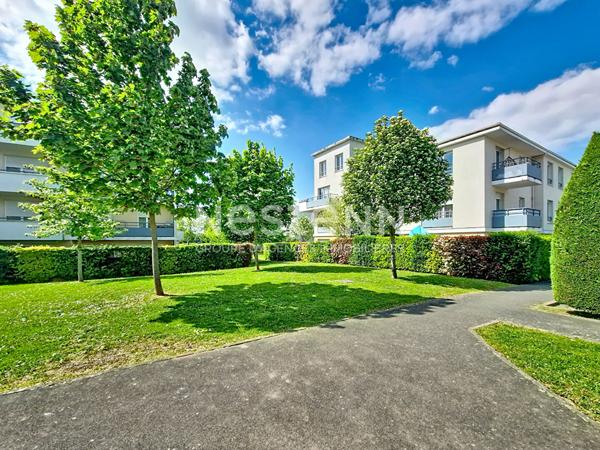 À vendre appartement 4 pièces au dernier étage exposé SUD-EST à Trappes