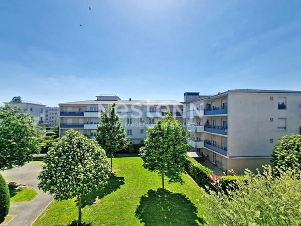 À vendre appartement 4 pièces au dernier étage exposé SUD-EST à Trappes
