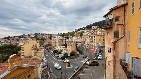 Appartement Grasse 3 pièce(s) 56 m2, Vue mer, calme, immeuble sécurisé