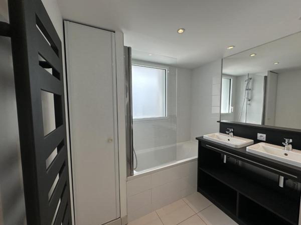 Appartement T6 à louer - 108 m² (réf : 512703)