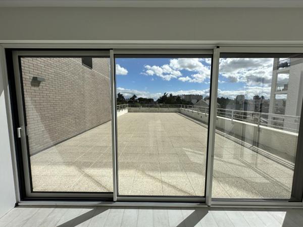 Appartement T6 à louer - 108 m² (réf : 512703)