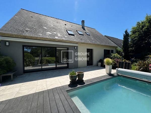 Maison T9 à vendre BRUZ - 227 m² (réf : GLH26422)