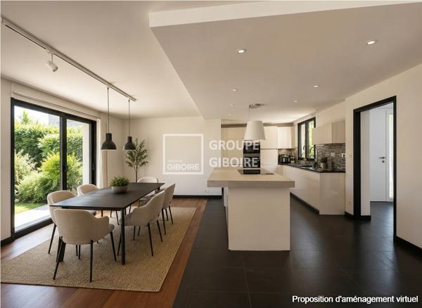 Maison T9 à vendre BRUZ - 227 m² (réf : GLH26422)