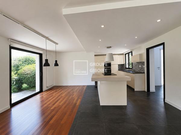 Maison T9 à vendre BRUZ - 227 m² (réf : GLH26422)