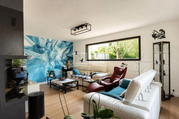 Maison T5 à vendre MONTGERMONT - 150 m² (réf : DBT26574)