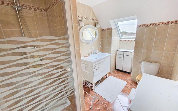 Maison à vendre    5 pièces •  Vouvray