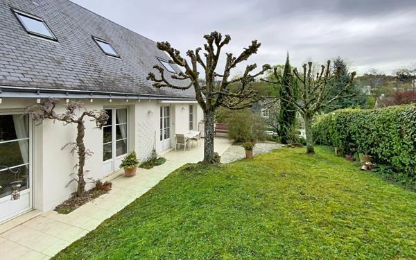 Maison à vendre    5 pièces •  Vouvray