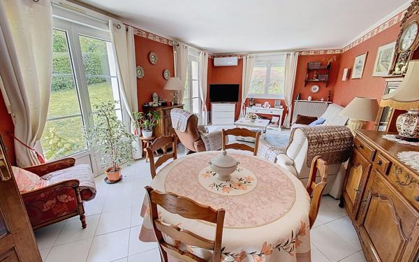Maison à vendre    5 pièces •  Vouvray