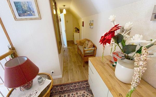 Maison à vendre    5 pièces •  Vouvray