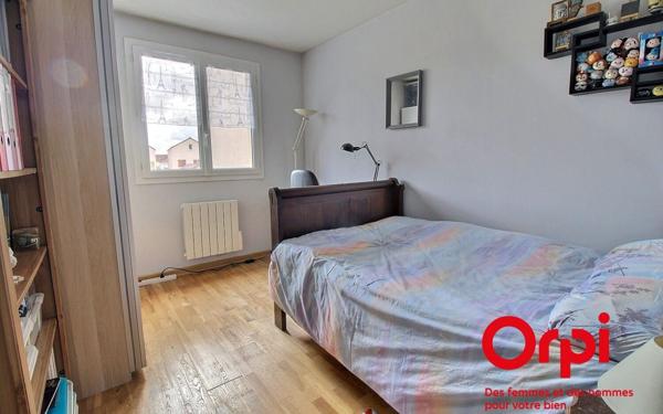 Maison à vendre    6 pièces • 125 m2 Montigny-le-Bretonneux