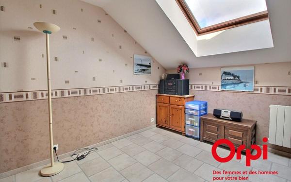 Maison à vendre    6 pièces • 125 m2 Montigny-le-Bretonneux