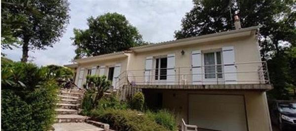 Maison à CHERVES-RICHEMONT, 16370 - 5 pièces 140m²