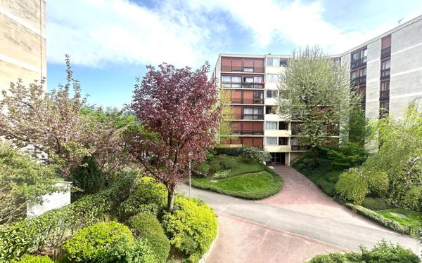 Appartement à vendre    4 pièces • 80,45 m2 Ris-Orangis