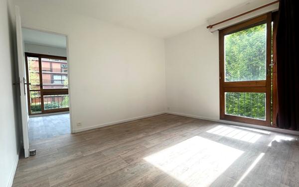 Appartement à vendre    4 pièces • 80,45 m2 Ris-Orangis