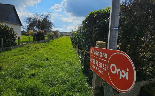 Terrain à vendre    Rieux