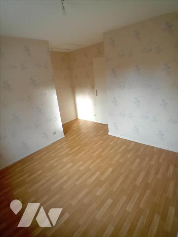 RUAUDIN, pavillon de plain-pied et ses 3 chambres.