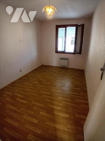 RUAUDIN, pavillon de plain-pied et ses 3 chambres.