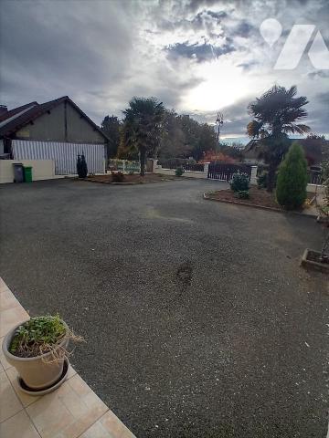 RUAUDIN, pavillon de plain-pied et ses 3 chambres.