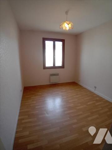 RUAUDIN, pavillon de plain-pied et ses 3 chambres.