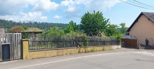 Beau terrain plat de 4.78 ares à construire