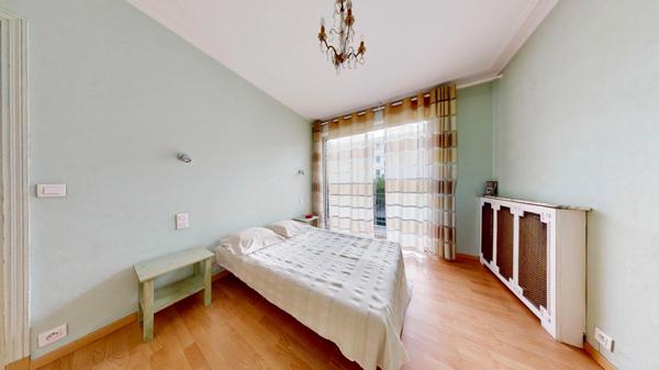 RIS ORANGIS (91) Quartier Plateau - Maison 10 pièces - Terrain 609 M² - Garage