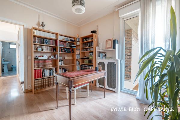 RIS ORANGIS (91) Quartier Plateau - Maison 10 pièces - Terrain 609 M² - Garage