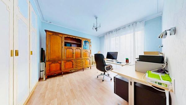 RIS ORANGIS (91) Quartier Plateau - Maison 10 pièces - Terrain 609 M² - Garage