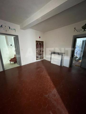 OLETTA VILLAGE - APPARTEMENT À RÉNOVER 38 m² - CACHET & POTENTIEL