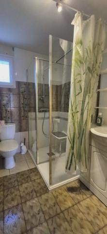 PAVILLON DE PLAIN-PIED SECTEUR CALME ET RECHERCHE VEYRE-MONTON