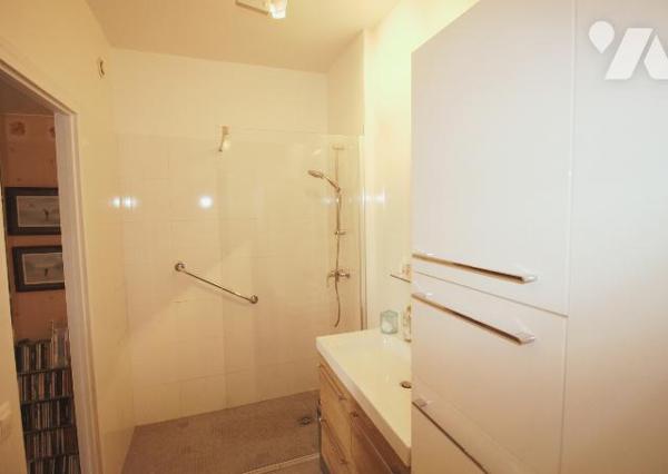 CHATENAY MALABRY - VIAGER OCCUPE
ENTRE LE CENTRE ET LE RER ROBINSON