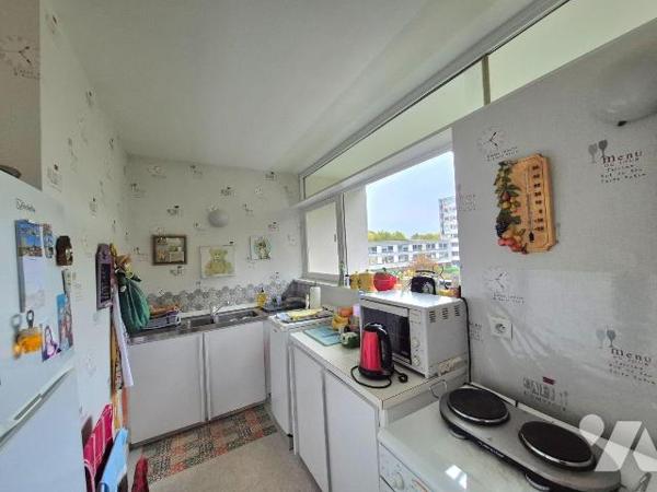 CHARMANT APPARTEMENT T2 AVEC VUE SUR PARC

Découvrez ce charmant appartement de type 2, d'une...