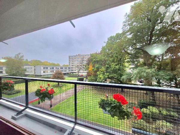 CHARMANT APPARTEMENT T2 AVEC VUE SUR PARC

Découvrez ce charmant appartement de type 2, d'une...