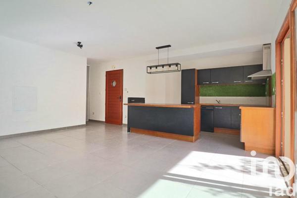 Appartement à vendre 3 pièces 75 m² Saint-Cannat