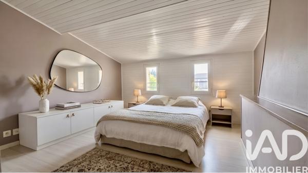 Maison à vendre 6 pièces 145 m² Saint-André-de-Cubzac