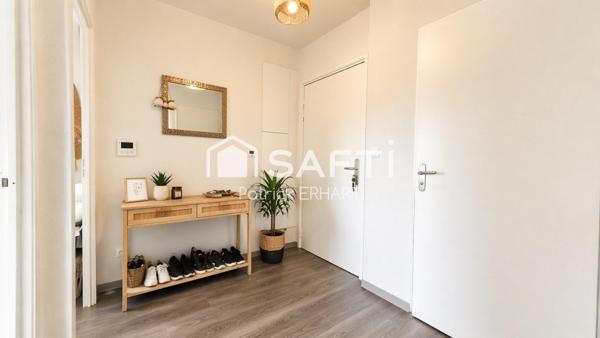 Appartement T3 lumineux au coeur du village