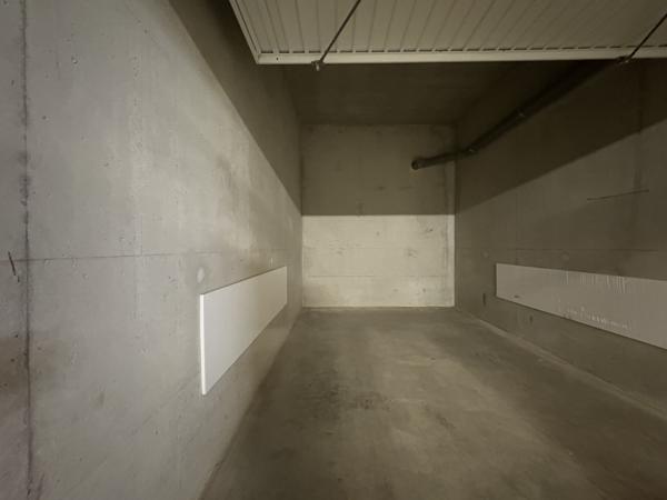 Appartement
         2 pièces
        - 43 m² 177 000 € *
