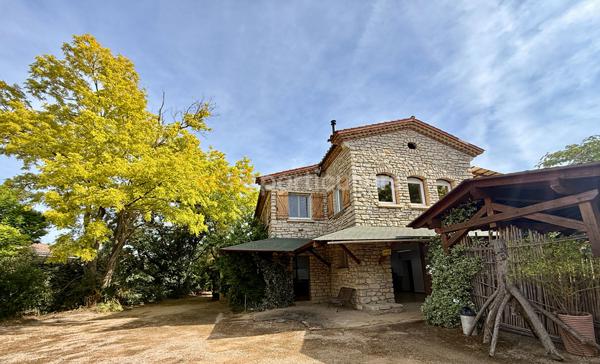 Vente
                Maison205,07 m² - 5 Pièces -
                    LIMOUX (11300)