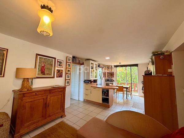 Vente
                Maison205,07 m² - 5 Pièces -
                    LIMOUX (11300)