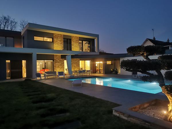 AGGLO BLOIS SUD PROPRIÉTÉ CONTEMPORAINE DE PRESTIGE