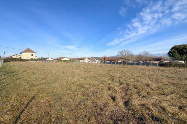 Vente Terrain 456 m2 à Les Avenières Veyrins-Thuellin