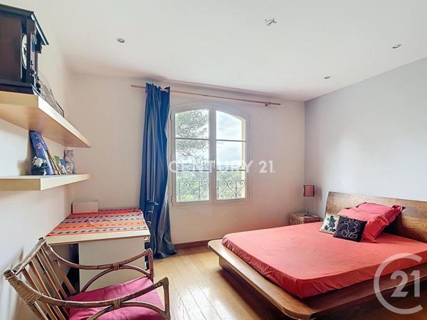 Maison à vendre  8 pièces - 248 m2 AUBAGNE - 13