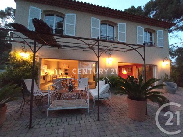 Maison à vendre  8 pièces - 248 m2 AUBAGNE - 13