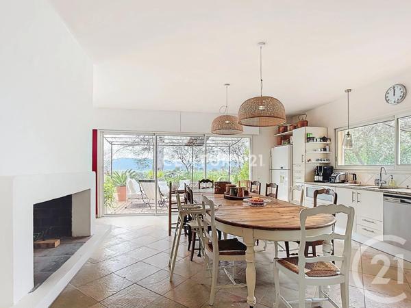 Maison à vendre  8 pièces - 248 m2 AUBAGNE - 13