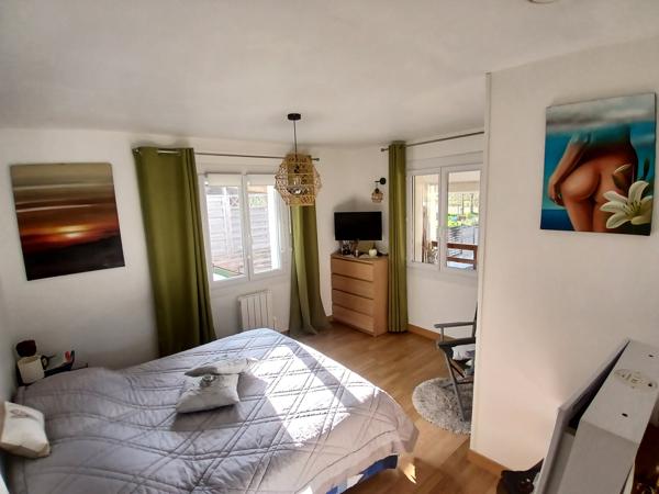 Maison de plain pied avec semi sous sol Secteur Champniers