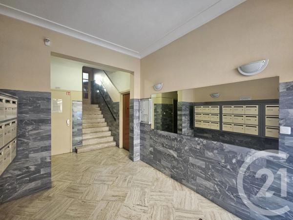 Appartement F2 à vendre  2 pièces - 34 m 2   NICE  - 06