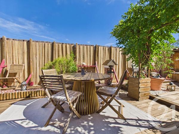 Maison à vendre  6 pièces - 181,10 m 2   LA VALETTE DU VAR  - 83