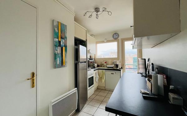 Appartement à vendre    2 pièces • 47 m2 Toulon