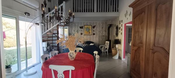 Maison Belley 146m² Vue dégagée, grand sous-sol